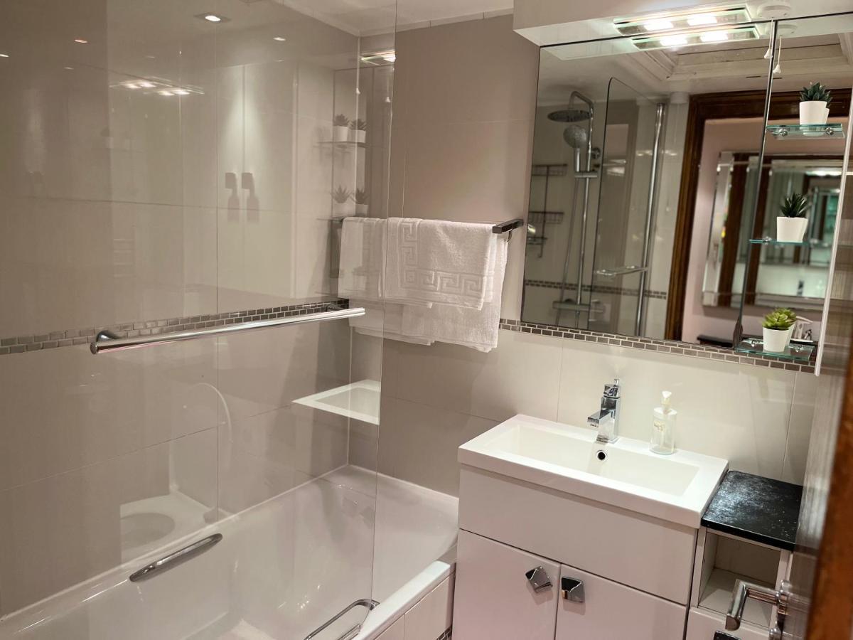 Stunning 1 Bedroom In Stunning Location - Mayfair Area Londres Exterior foto